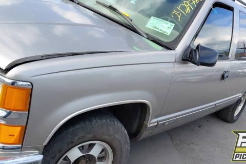 Photo of 1999 Chevrolet C1500 Suburban