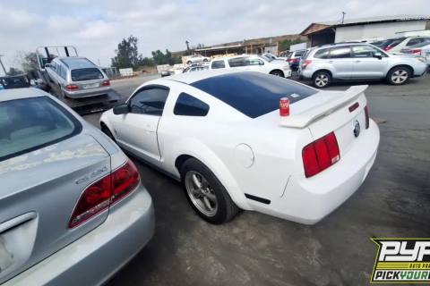 Photo of 2006 Ford Mustang
