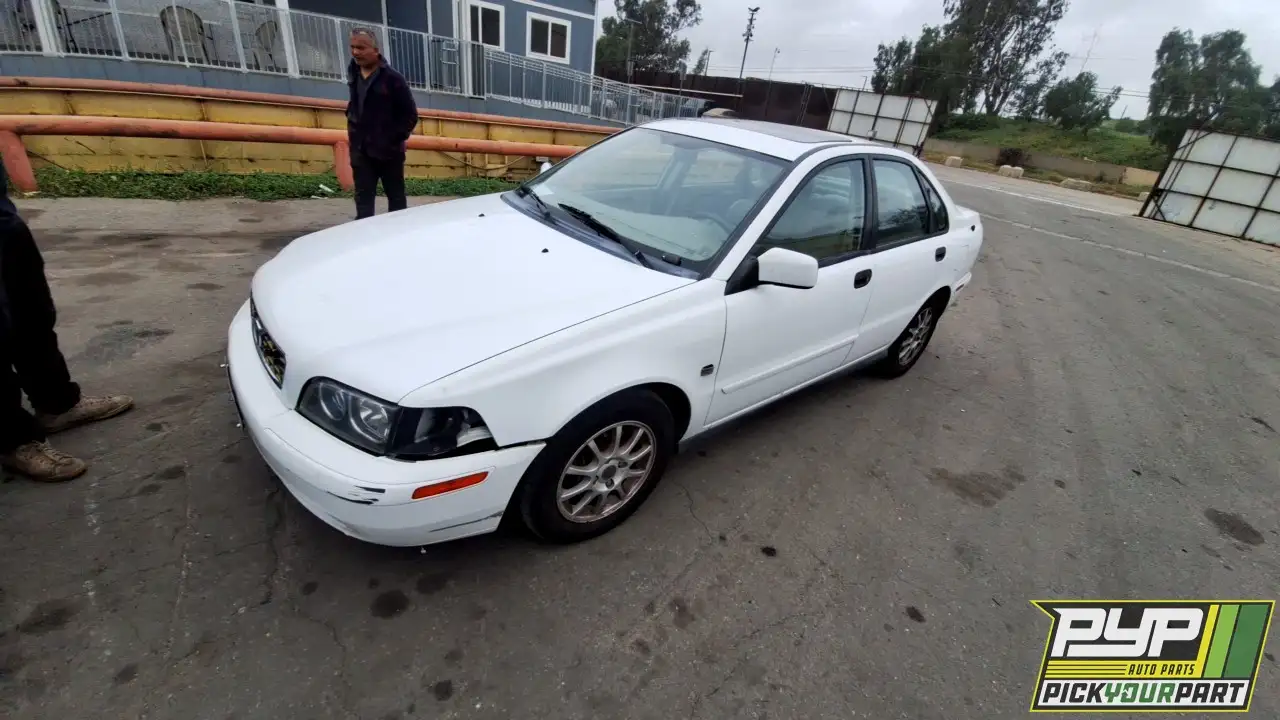 Photo of 2003 Volvo S40