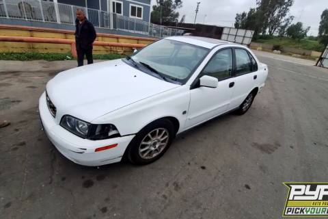Photo of 2003 Volvo S40