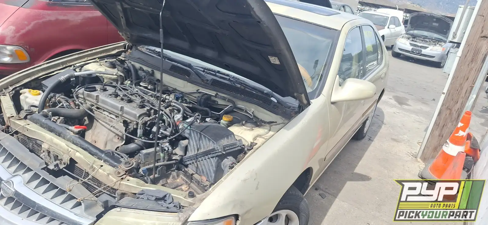 Photo of 1999 Nissan Altima