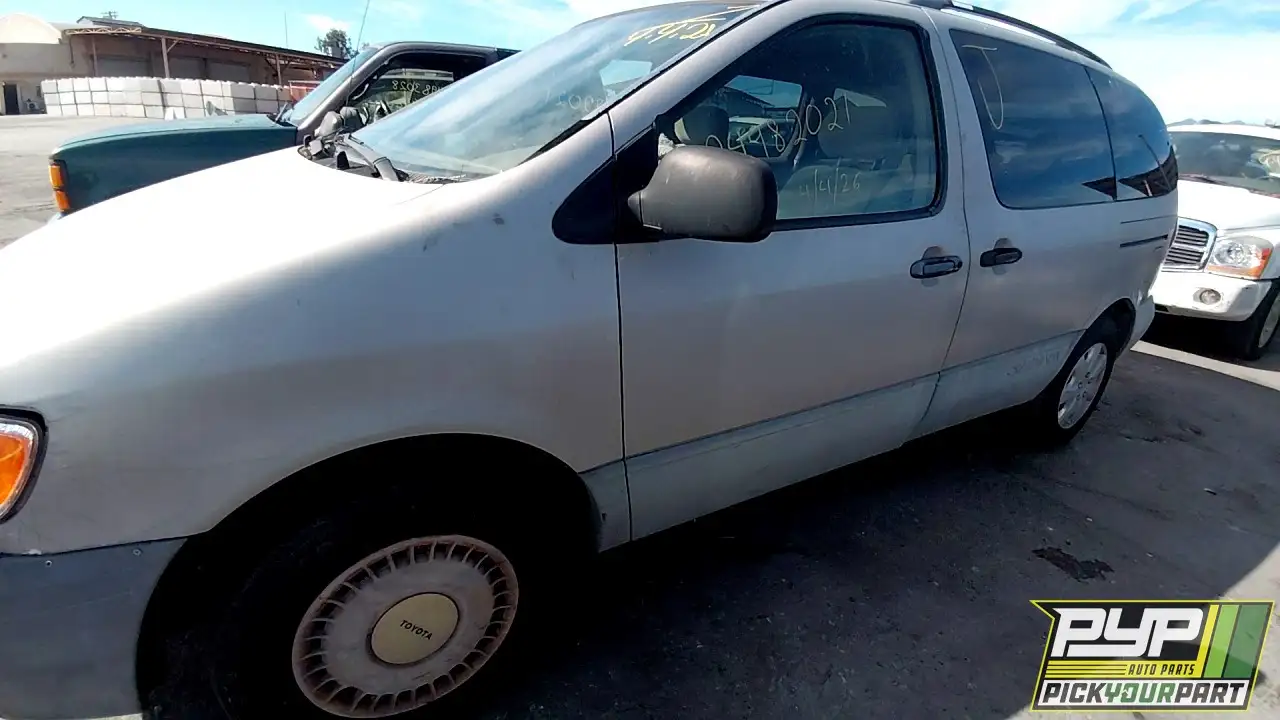 Photo of 2001 Toyota Sienna
