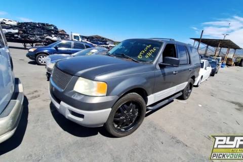 Photo of 2003 Ford Expedition