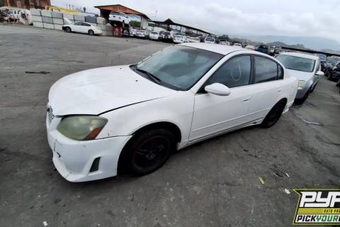 Photo of 2005 Nissan Altima