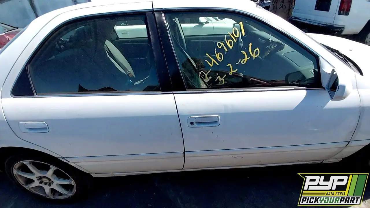 Photo of 2000 Toyota Camry