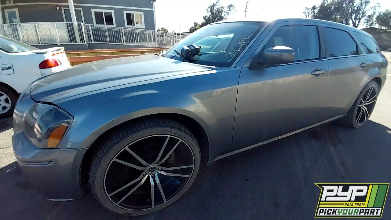 Photo of 2006 Dodge Magnum