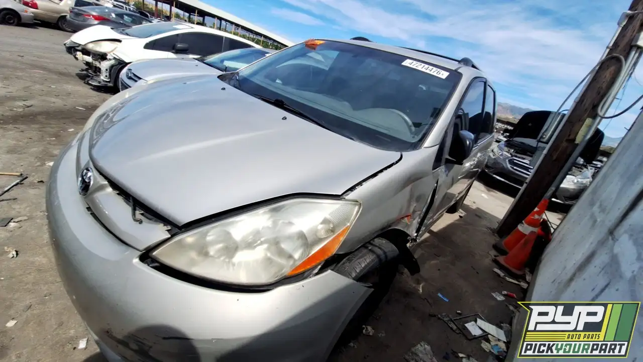 Photo of 2008 Toyota Sienna