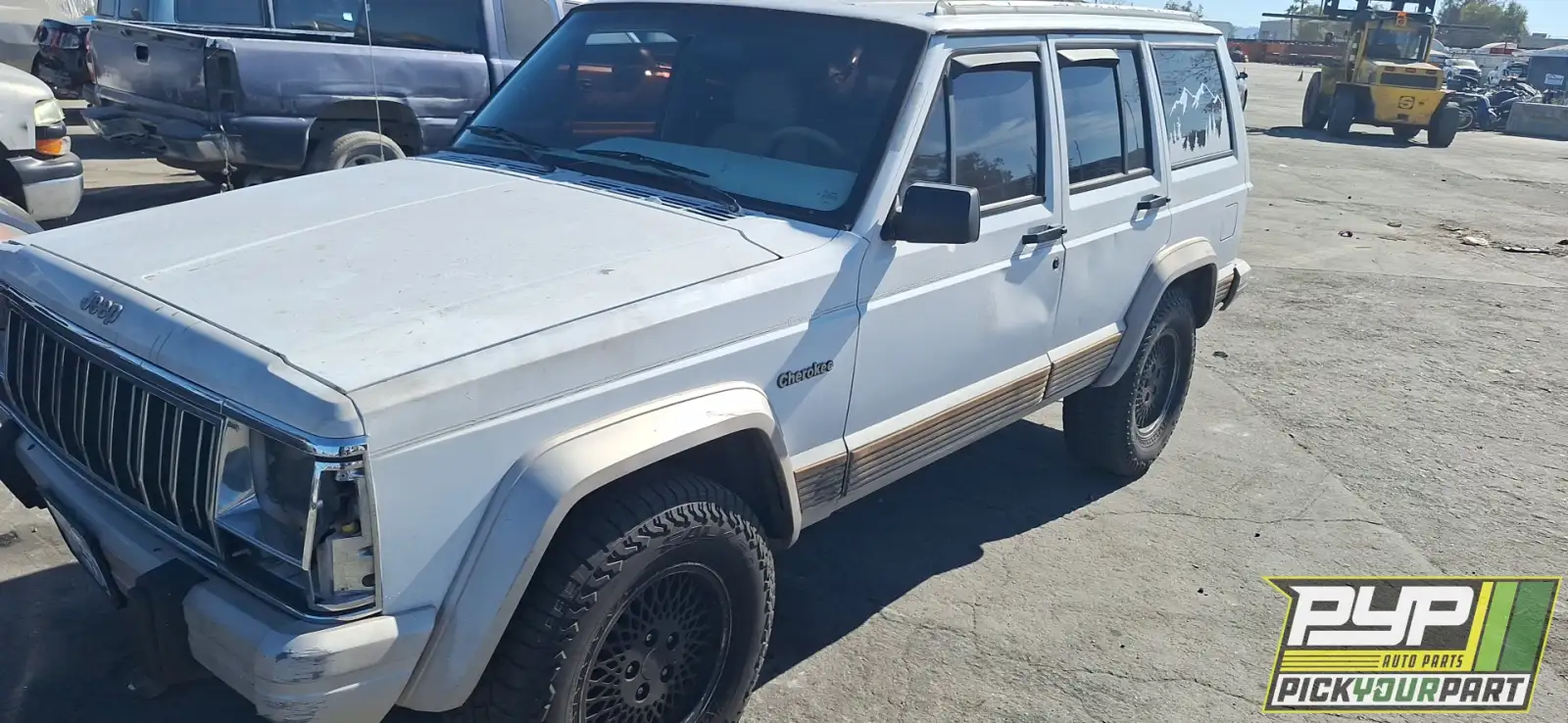 Photo of 1995 Jeep Cherokee