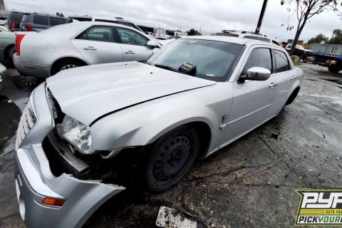 Photo of 2005 Chrysler 300