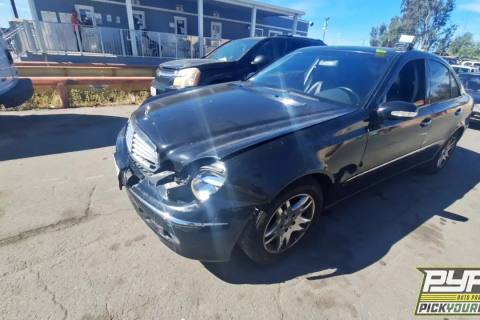 Photo of 2003 Mercedes-Benz E320