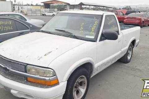 Photo of 2000 Chevrolet S10