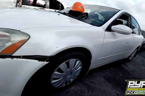 Photo of 2004 Nissan Altima