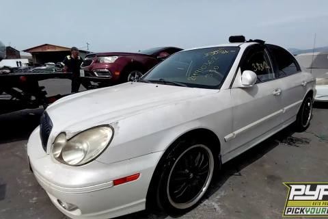 Photo of 2004 Hyundai Sonata