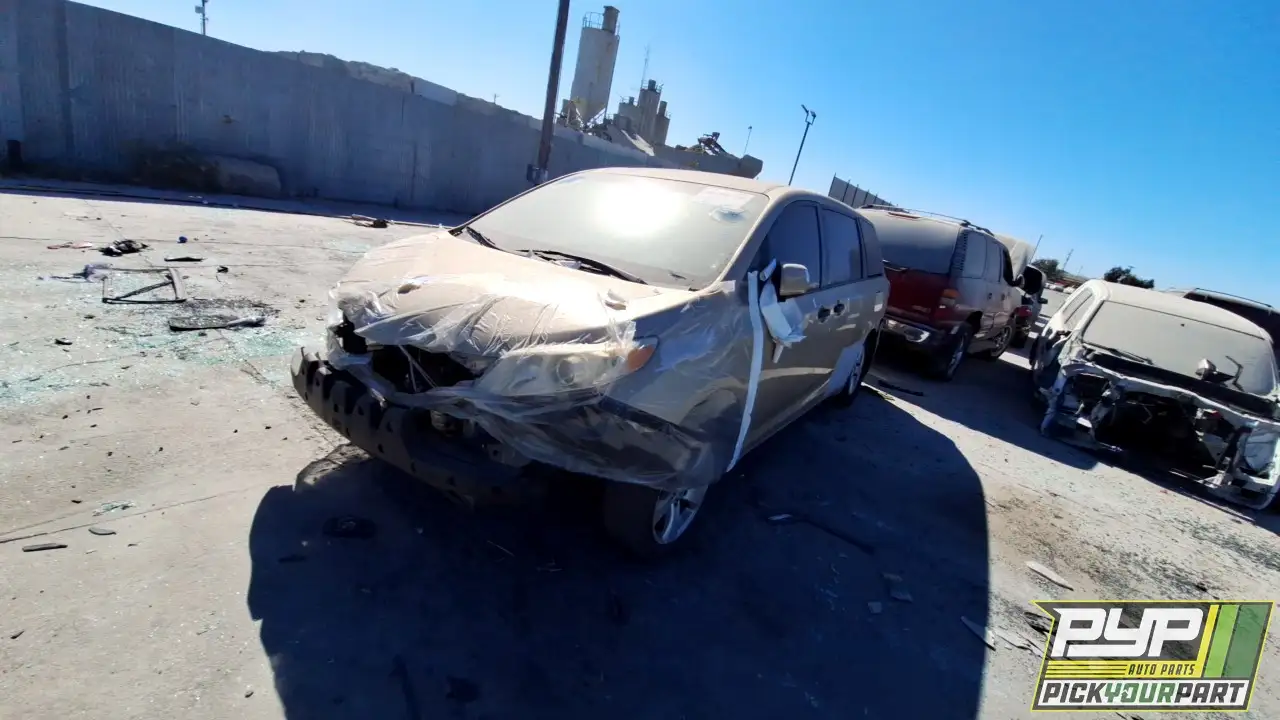 Photo of 2011 Toyota Sienna