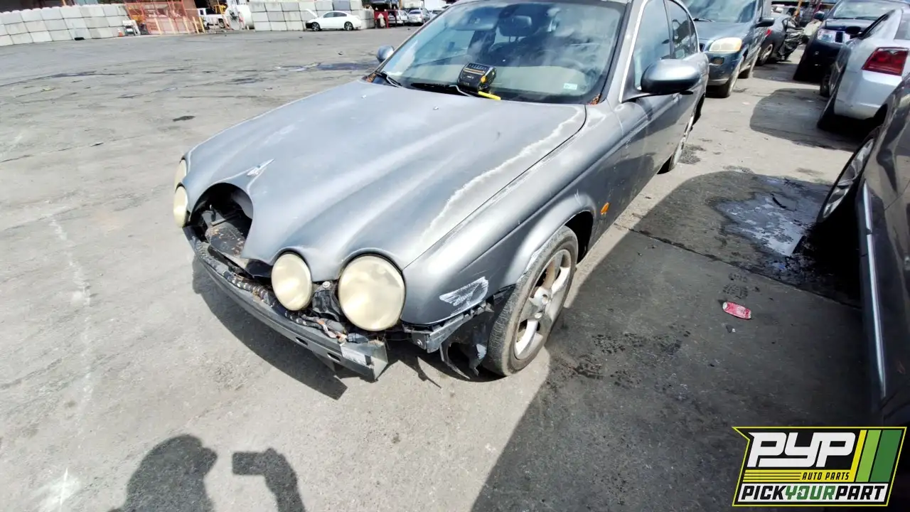 Photo of 2004 Jaguar S-Type