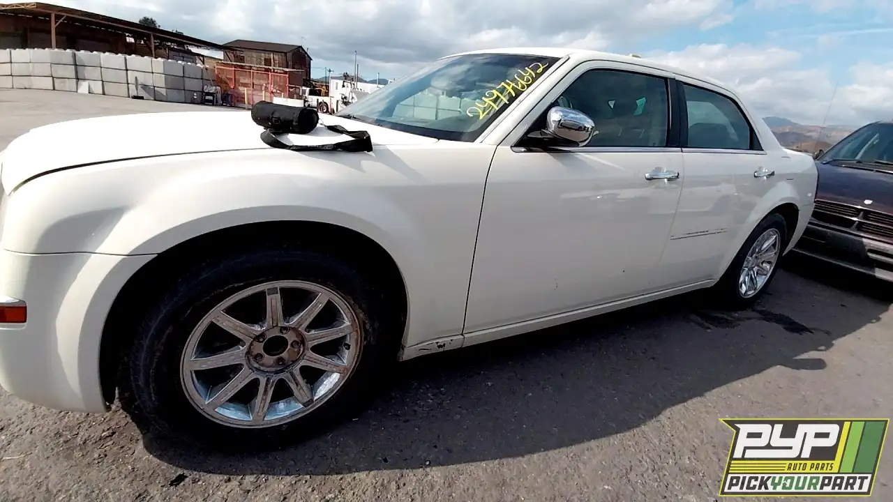 Photo of 2005 Chrysler 300