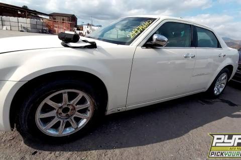 Photo of 2005 Chrysler 300