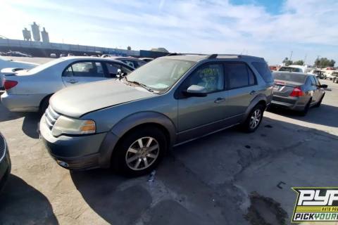 Photo of 2008 Ford Taurus X