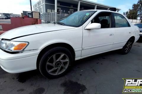 Photo of 2000 Toyota Camry