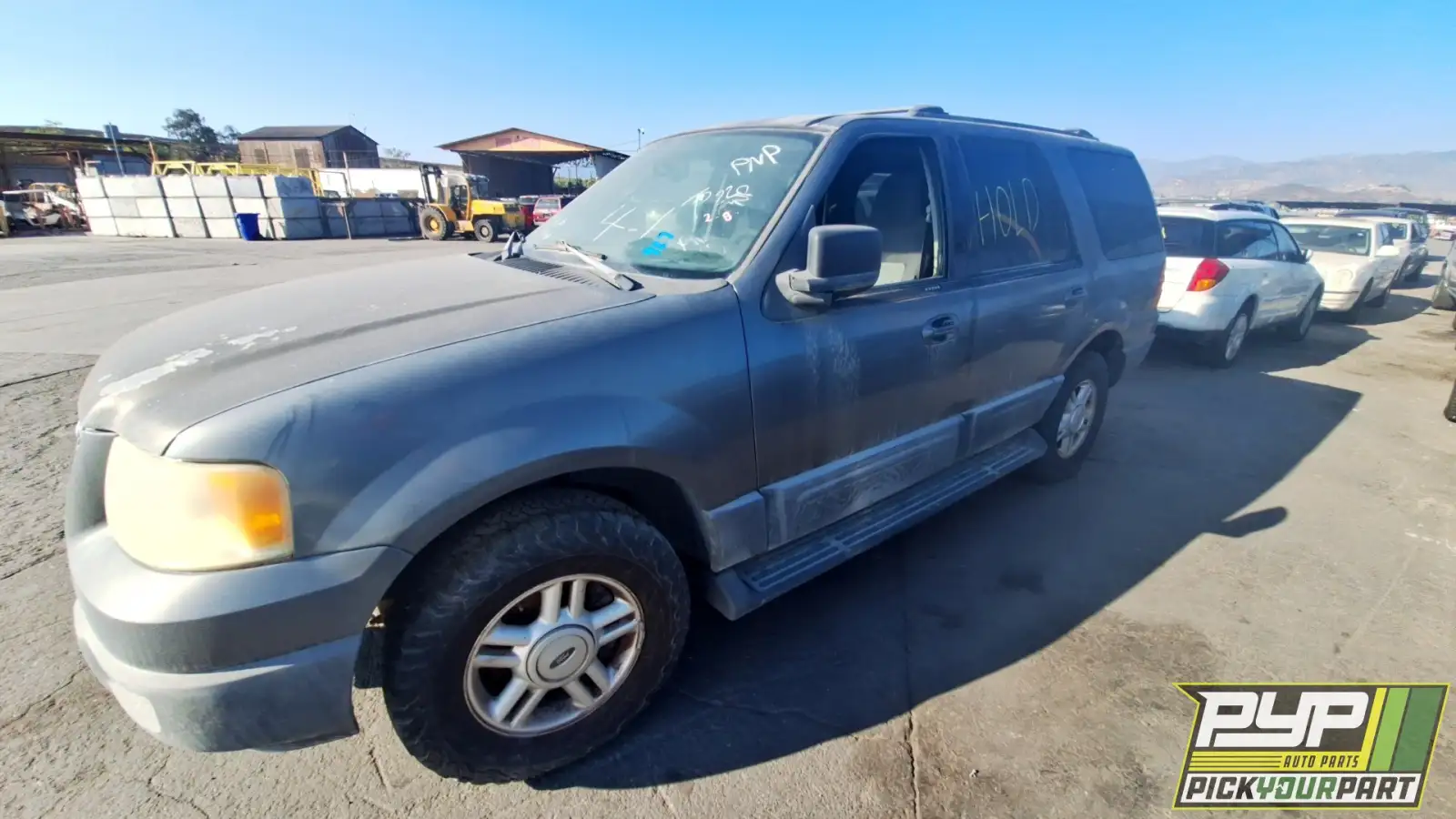 Photo of 2004 Ford Expedition