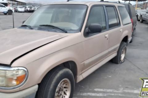 Photo of 1995 Ford Explorer