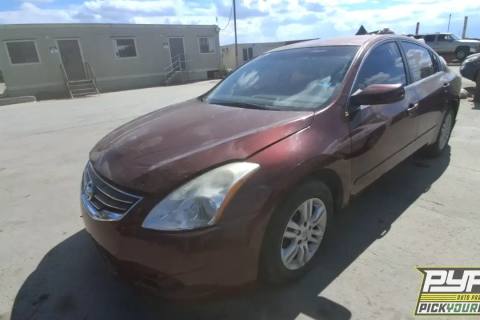 Photo of 2011 Nissan Altima