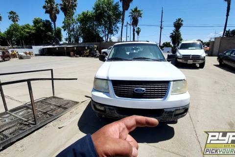 Photo of 2003 Ford Expedition