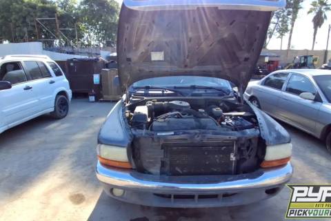 Photo of 2002 Dodge Dakota