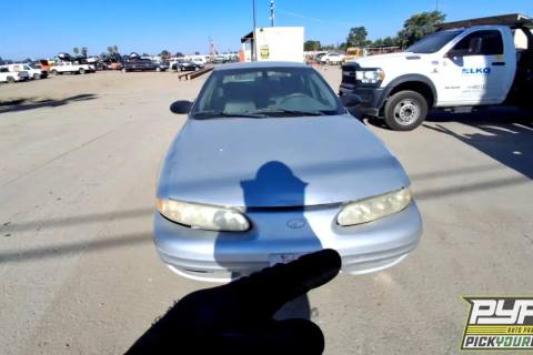 Photo of 2003 Oldsmobile Alero
