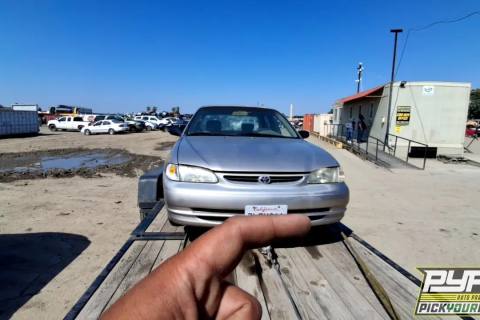 Photo of 2000 Toyota Corolla