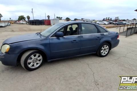 Photo of 2005 Mercury Montego