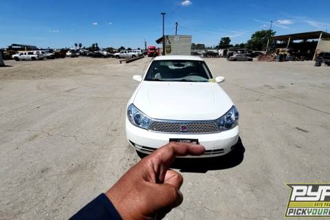 Photo of 2003 Saturn L300