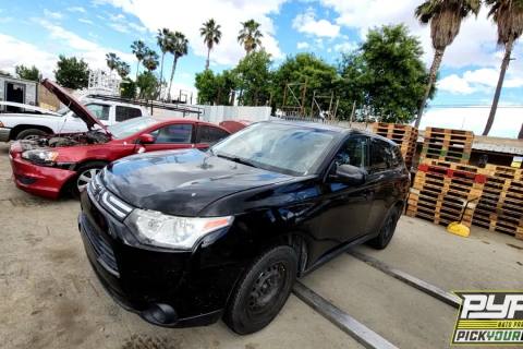 Photo of 2014 Mitsubishi Outlander