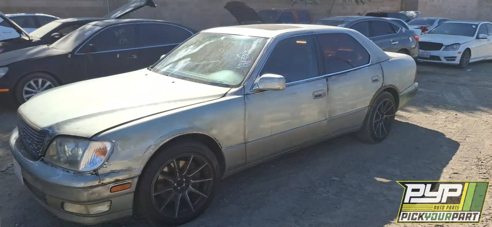 Photo of 1998 Lexus Ls400