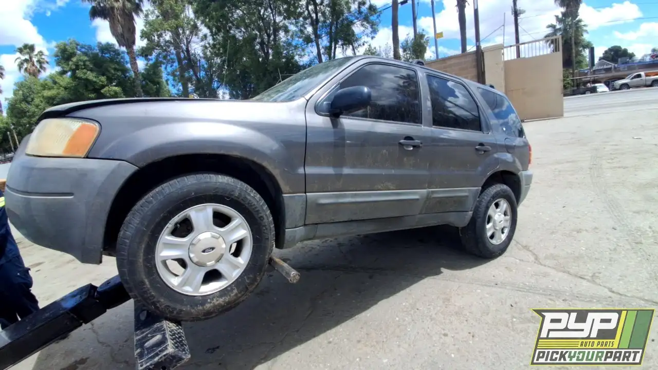 Photo of 2003 Ford Escape