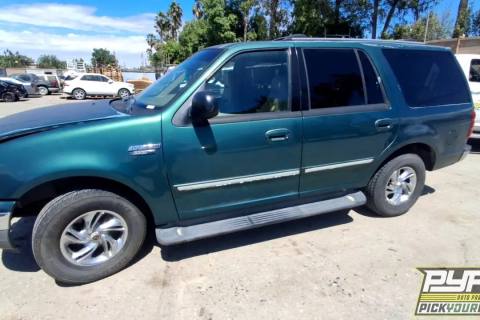 Photo of 2000 Ford Expedition