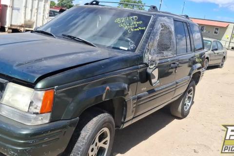 Photo of 1996 Jeep Grand Cherokee