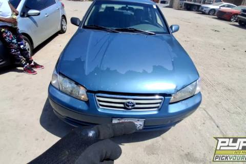 Photo of 2001 Toyota Camry