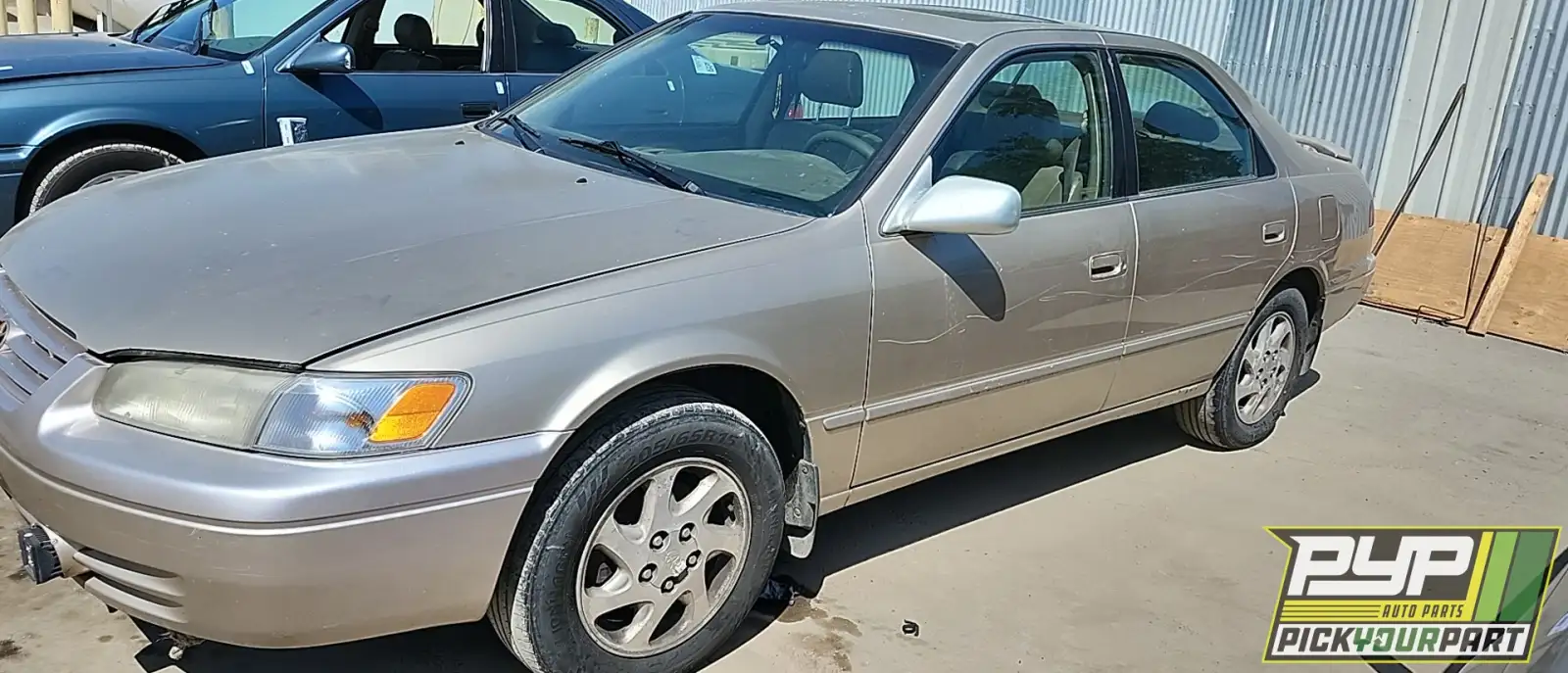 Photo of 1998 Toyota Camry