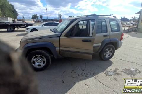Photo of 2004 Jeep Liberty