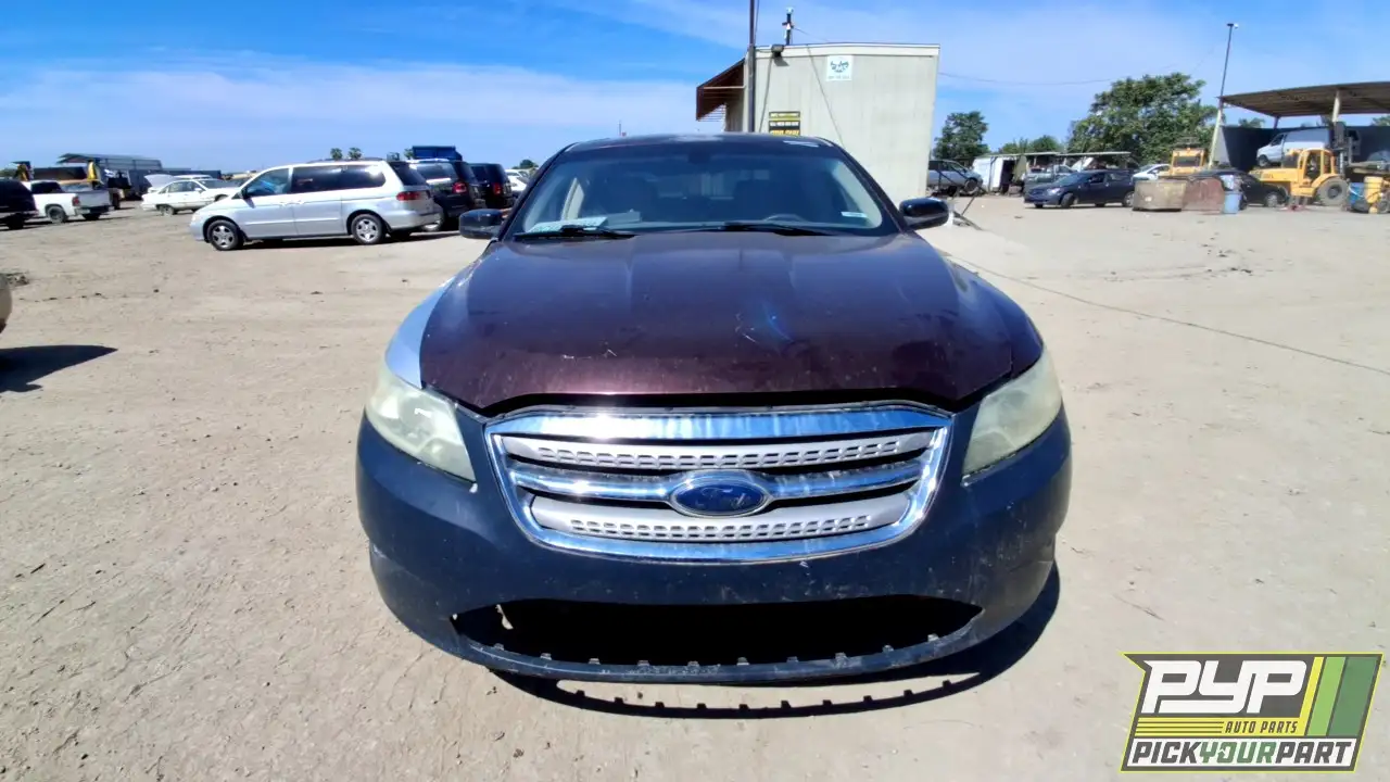 Photo of 2011 Ford Taurus