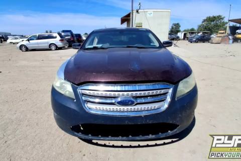 Photo of 2011 Ford Taurus