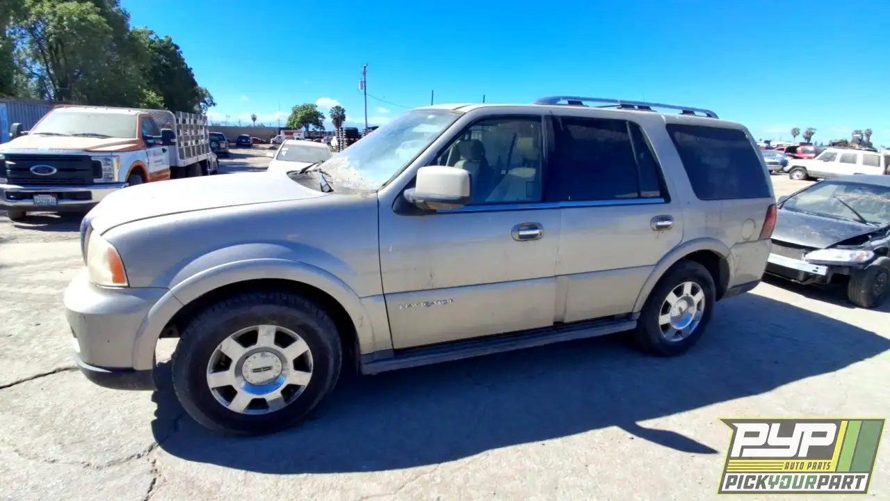Photo of 2005 Lincoln Navigator