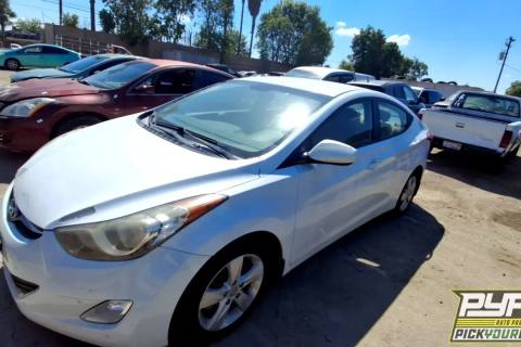 Photo of 2013 Hyundai Elantra