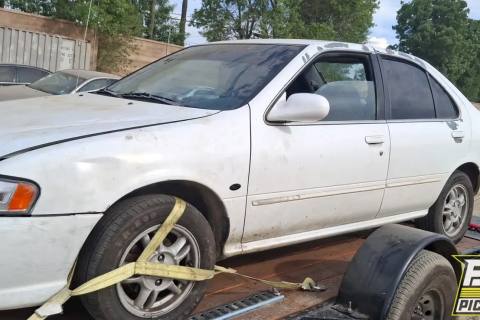 Photo of 1999 Nissan Sentra