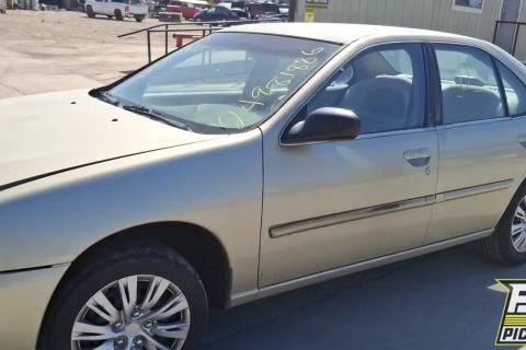 Photo of 1999 Nissan Altima