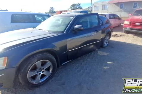 Photo of 2008 Dodge Magnum