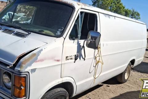 Photo of 1985 Dodge Ram Van