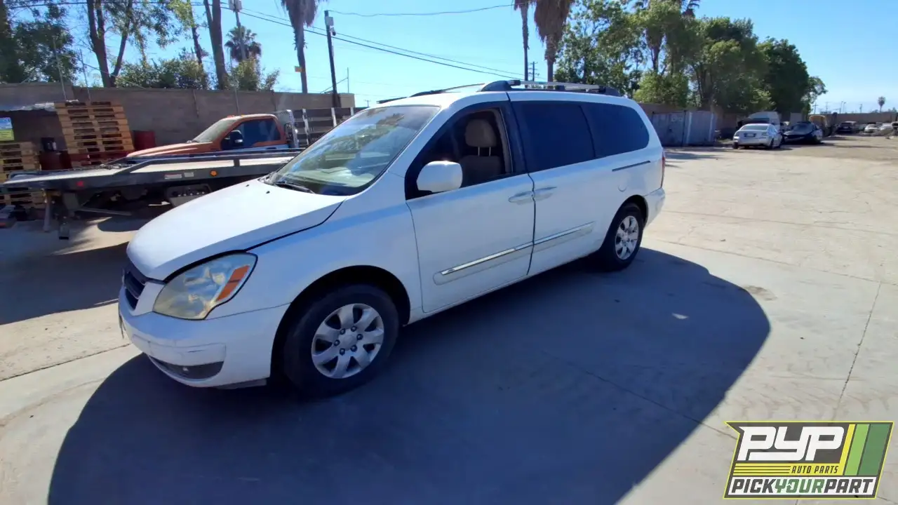Photo of 2007 Hyundai Entourage