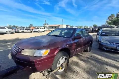 Photo of 1998 Toyota Camry